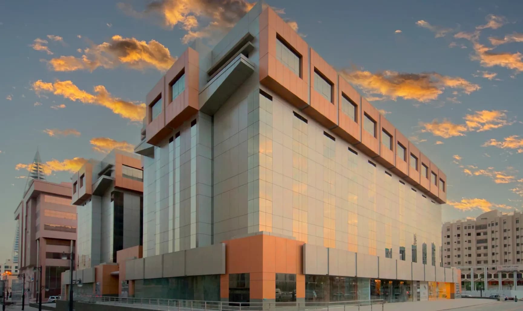Motoon Commercial Towers
